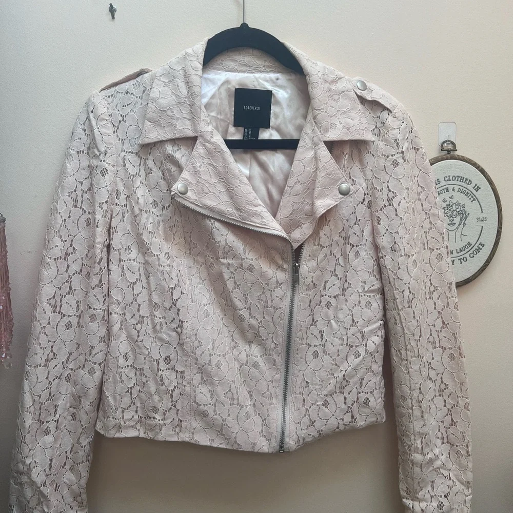 Forever 21 Baby Pink Lace Women's Moto Style Jacket - Picture 1 of 7